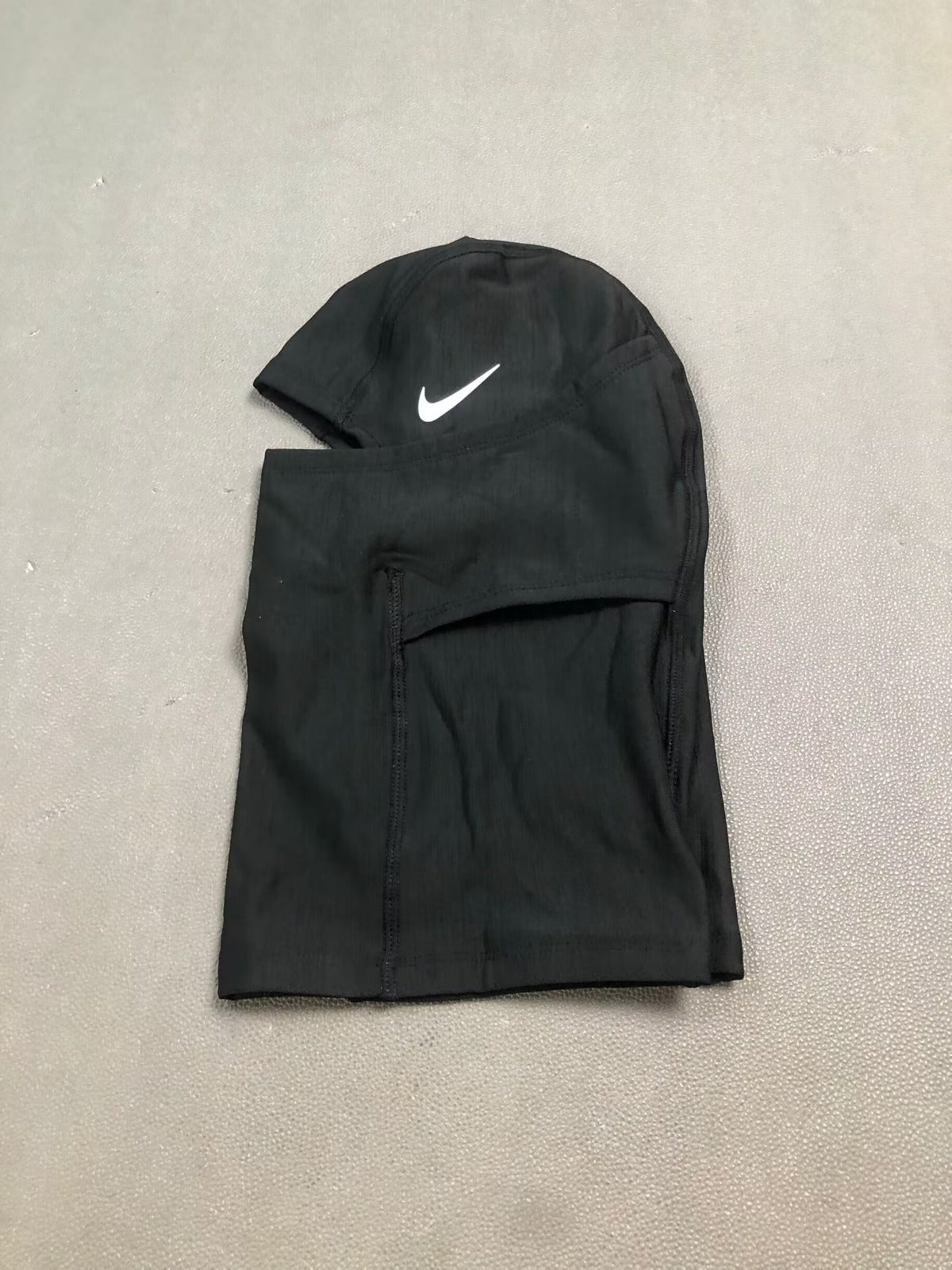 Ski Mask Essential – Noir & Blanc